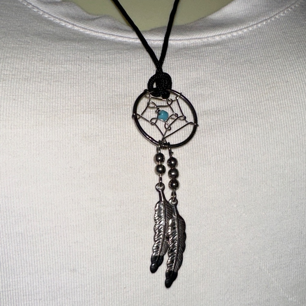 Silver Tone & Blue Turquoise Bead Dreamcatcher Pendant Necklace